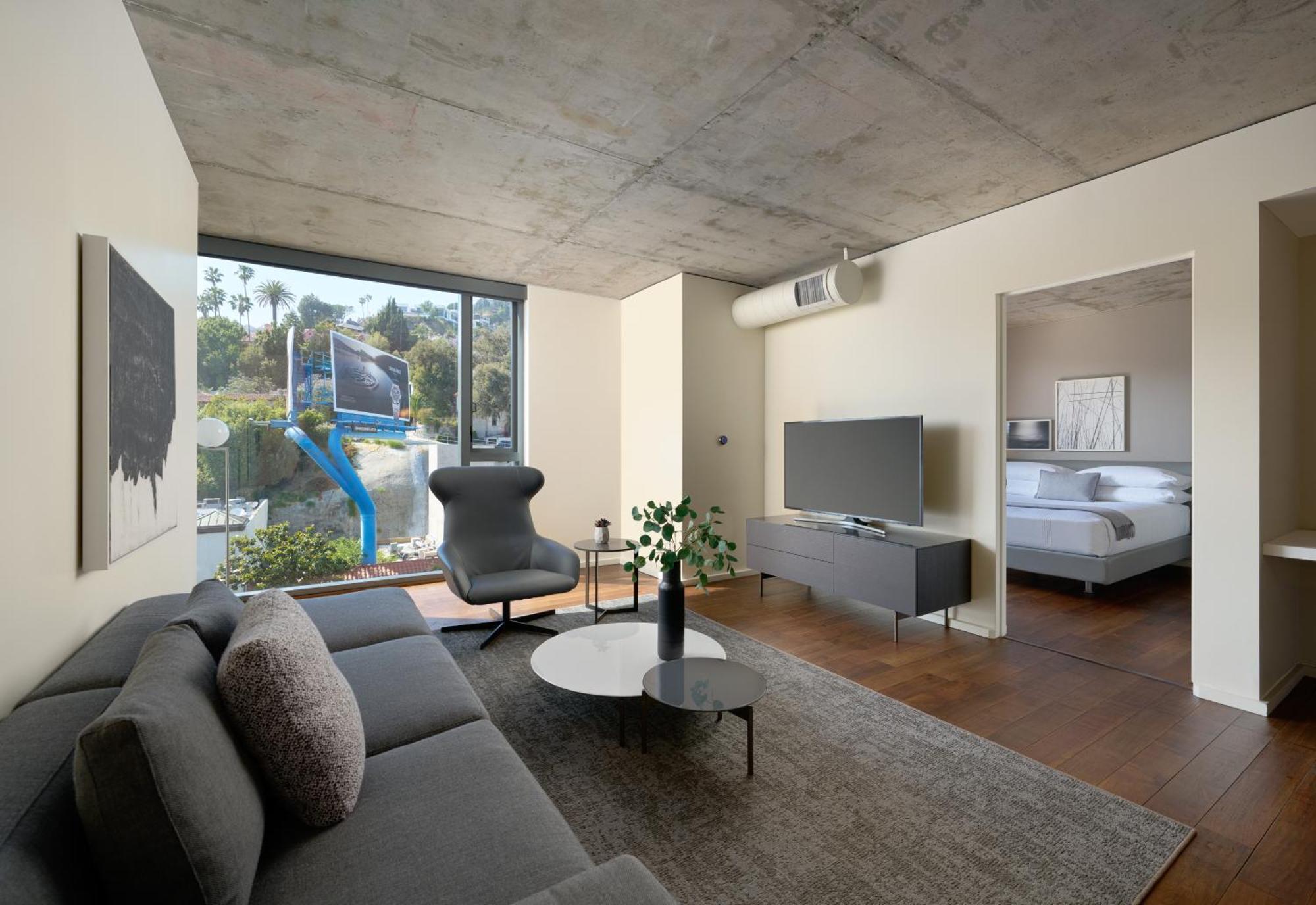 Apartahotel Aka West Hollywood 5*